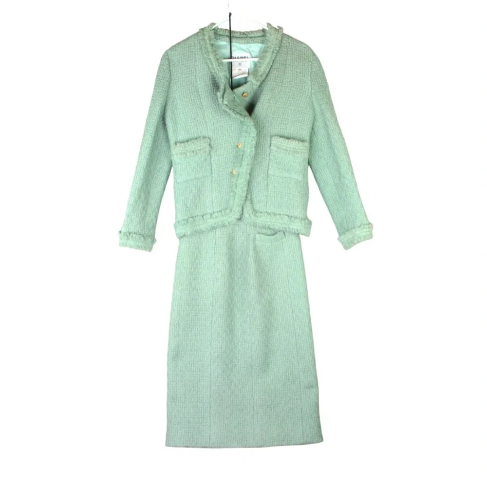 Chanel Boutique Skirt Suit Set Tweed Size 38 Jade Green 100% Wool Pocket
